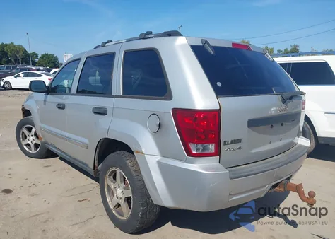 2005 Jeep Grand Cherokee Laredo z USA, uszkodzony, nr VIN 1J4HR48N85C648797